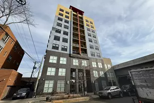 1122 W Catalpa St, Chicago, IL 60640 - Photo 1