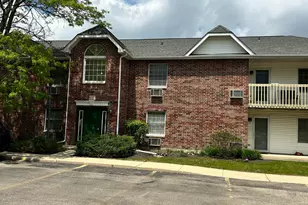 421 Leah Ln, Woodstock, IL 60098 - Photo 1