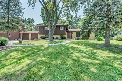 701 Hitchcock Avenue, Lisle, IL 60532 - Photo 1