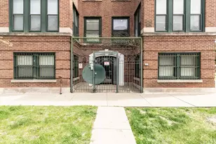 4639 S St Lawrence Ave, Chicago, IL 60653 - Photo 1