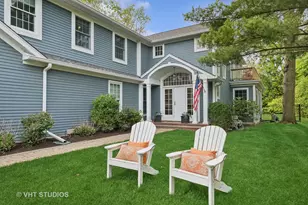 11 Longmeadow Rd, Winnetka, IL 60093 - Photo 1