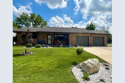 826 16th Street, Peru, IL 61354 - Photo 1