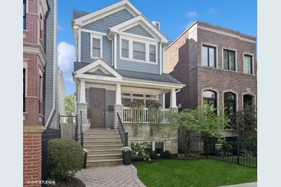 1931 W Barry Avenue, Chicago, IL 60657 - Photo 1