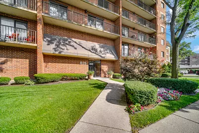 825 Center Street #505, Des Plaines, IL 60016 - Photo 1