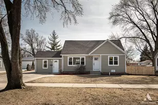 5449 W 85th St, Burbank, IL 60459 - Photo 1