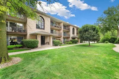 10248 Southwest Highway #3C, Chicago Ridge, IL 60415 - Photo 1