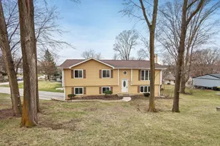 754 Willow St, Lake in the Hills, IL 60156 - Photo 1