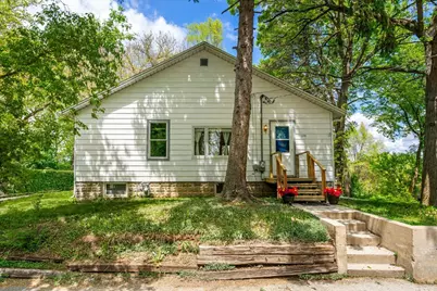 126 Glenview Avenue, Fox Lake, IL 60020 - Photo 1