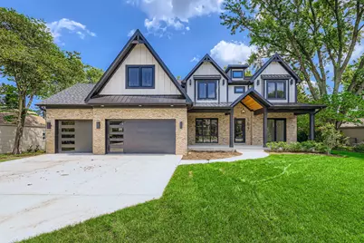 1627 N Evergreen Avenue, Arlington Heights, IL 60004 - Photo 1