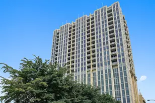 700 N Larrabee St, Chicago, IL 60654 - Photo 1