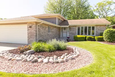 5331 Fawn Court, Oak Forest, IL 60452 - Photo 1