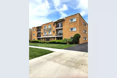 4712 W 107th Street #1B, Oak Lawn, IL 60453 - Photo 1