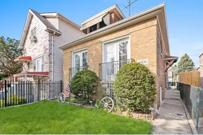 4406 W Augusta Boulevard, Chicago, IL 60651 - Photo 1