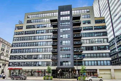 130 S Canal Street #216, Chicago, IL 60606 - Photo 1