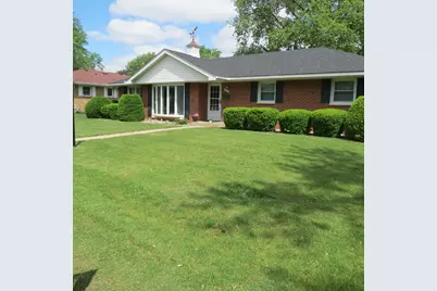 206 Vermont Street, Momence, IL 60954 - Photo 1