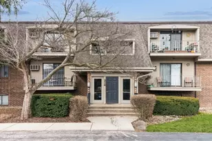 214 E Bailey Rd, Naperville, IL 60565 - Photo 1