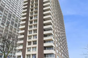 6157 N Sheridan Rd, Chicago, IL 60660 - Photo 1