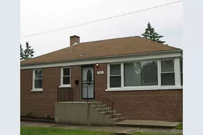12801 S Parnell Avenue, Chicago, IL 60628 - Photo 1