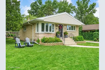 246 E Monroe Street, Villa Park, IL 60181 - Photo 1