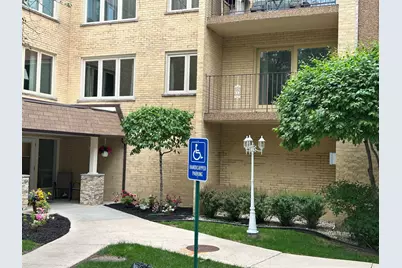 6430 W Belle Plaine Avenue #211, Chicago, IL 60634 - Photo 1