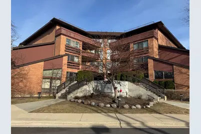 706 Waukegan Road #403C, Glenview, IL 60025 - Photo 1