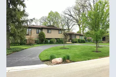 137 Hiawatha Trail, Highland Park, IL 60035 - Photo 1