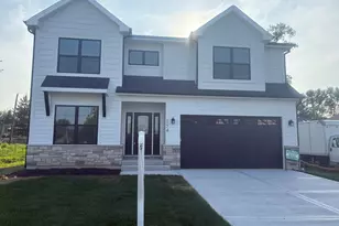 154 Pine Ln, Wood Dale, IL 60191 - Photo 1