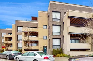 1203 W Superior St, Chicago, IL 60642 - Photo 1