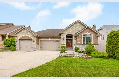 471 59th Street, Lisle, IL 60532 - Photo 1