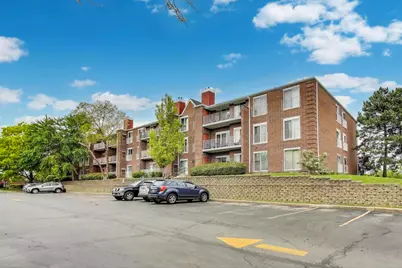 805 Leicester Road #B105, Elk Grove Village, IL 60007 - Photo 1