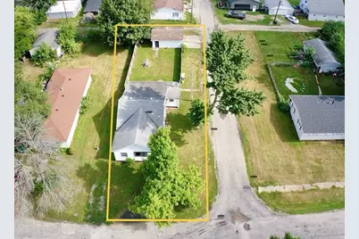 509 E Webster Street, Clifton, IL 61727 - Photo 1