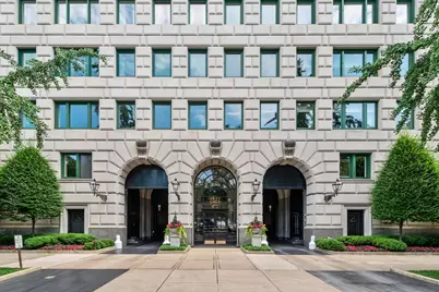209 E Lake Shore Drive #3W, Chicago, IL 60611 - Photo 1