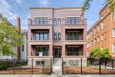 4642 N Magnolia Avenue, Chicago, IL 60640 - Photo 1