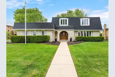 7514 Nantucket Drive, Darien, IL 60561 - Photo 1