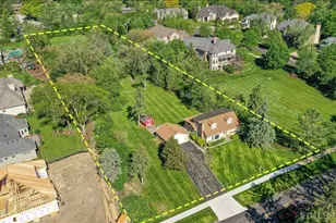 1S558 Sunnybrook Rd, Glen Ellyn, IL 60137 - Photo 1