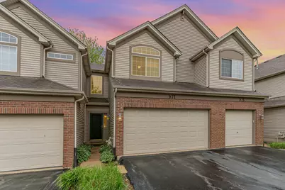 977 Parkhill Circle, Aurora, IL 60502 - Photo 1