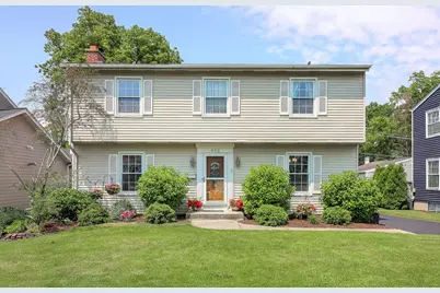 612 Aurora Way, Wheaton, IL 60187 - Photo 1