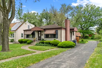 16 W Monroe Street, Villa Park, IL 60181 - Photo 1