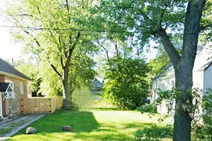 2055 W 68th St, Chicago, IL 60636 - Photo 1