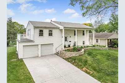 1810 Portsmouth Lane, Schaumburg, IL 60194 - Photo 1