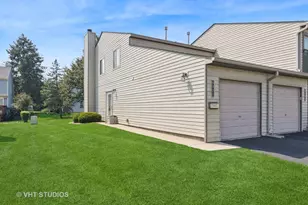 6330 Prideham St, Downers Grove, IL 60516 - Photo 1