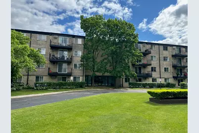 2315 E Olive Street #1E, Arlington Heights, IL 60004 - Photo 1