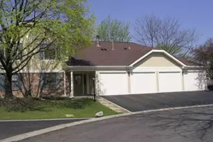 1182 Middlebury Ln, Wheeling, IL 60090 - Photo 1