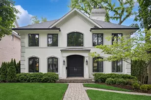 226 N Vine St, Hinsdale, IL 60521 - Photo 1