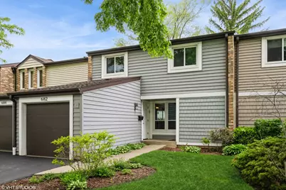 682 Lakeside Circle Drive, Wheeling, IL 60090 - Photo 1