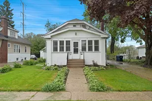 304 W Keith Ave, Waukegan, IL 60085 - Photo 1