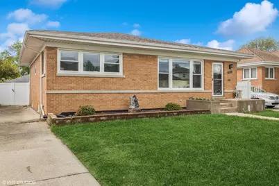10621 Essex Street, Westchester, IL 60154 - Photo 1
