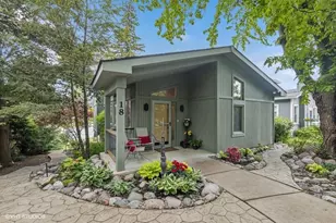 18 N Lake Ave, Fox Lake, IL 60020 - Photo 1