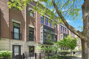 2862 N Paulina St, Chicago, IL 60657 - Photo 1