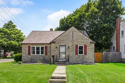 728 N Lott Boulevard, Gibson City, IL 60936 - Photo 1